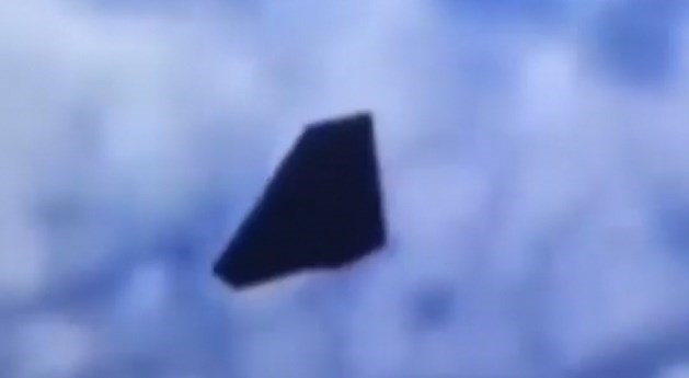 Black Mysterious Triangular UFOs Near ISS Filmed Directly by Astronaut ...